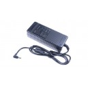 Carregador Compativel 19V, DC, 7,1A, 135W, 5,5x1,7mm sem pino central