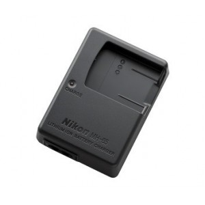 CARGADOR NIKON MH-67P