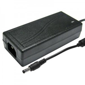Carregador Compatível 12V 2A 5.5mm x 2,5mm 